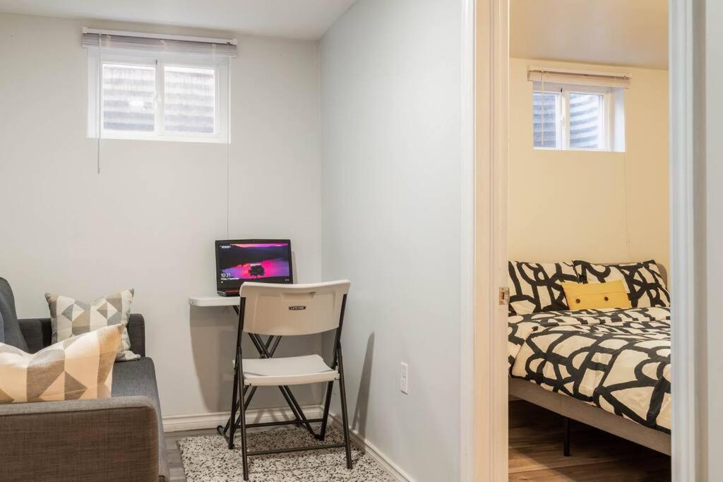 Apartament Cozy Nest Basement Unit Hamilton Zewnętrze zdjęcie