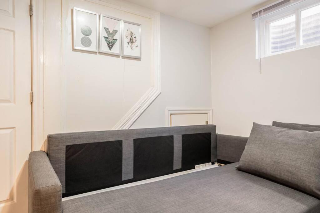 Apartament Cozy Nest Basement Unit Hamilton Zewnętrze zdjęcie