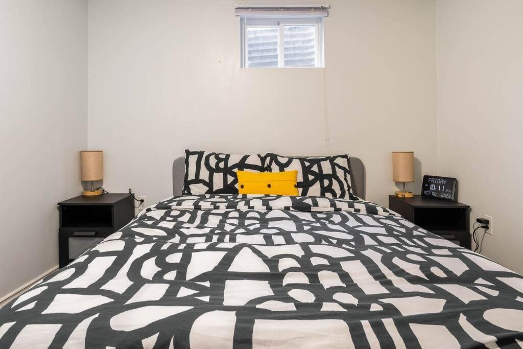 Apartament Cozy Nest Basement Unit Hamilton Zewnętrze zdjęcie