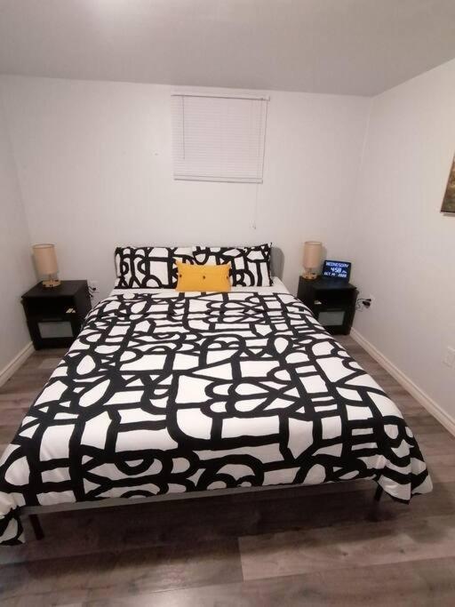 Apartament Cozy Nest Basement Unit Hamilton Zewnętrze zdjęcie