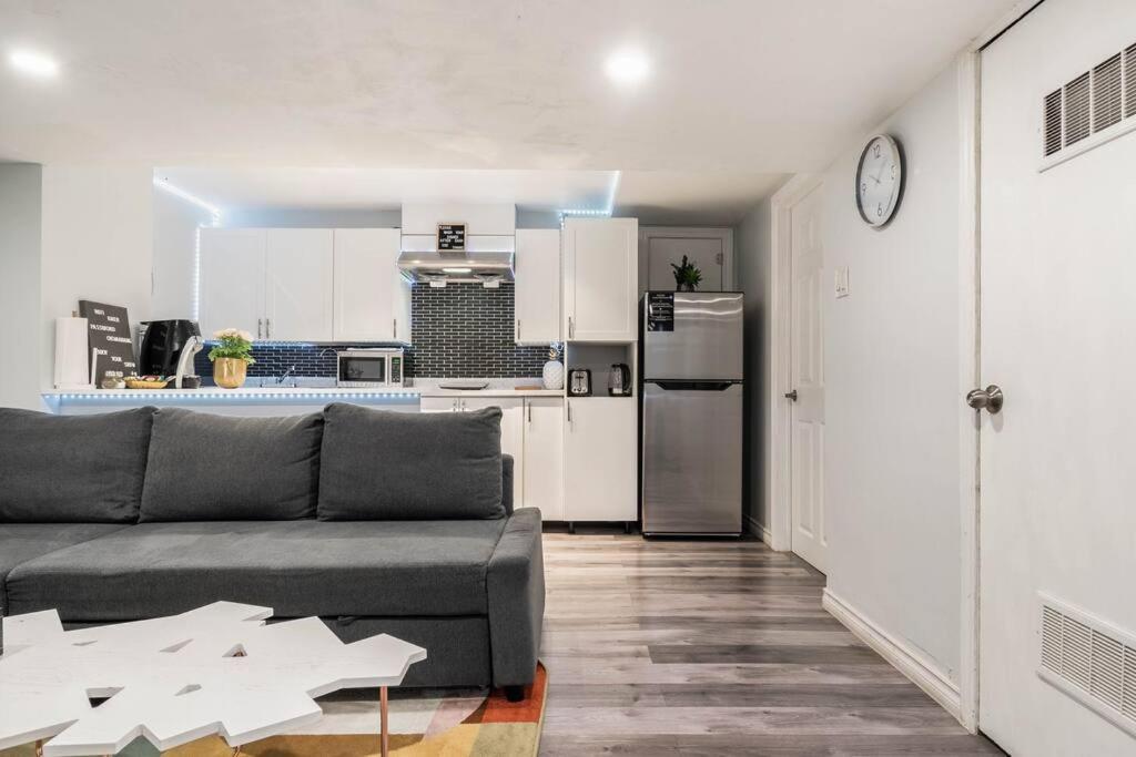 Apartament Cozy Nest Basement Unit Hamilton Zewnętrze zdjęcie